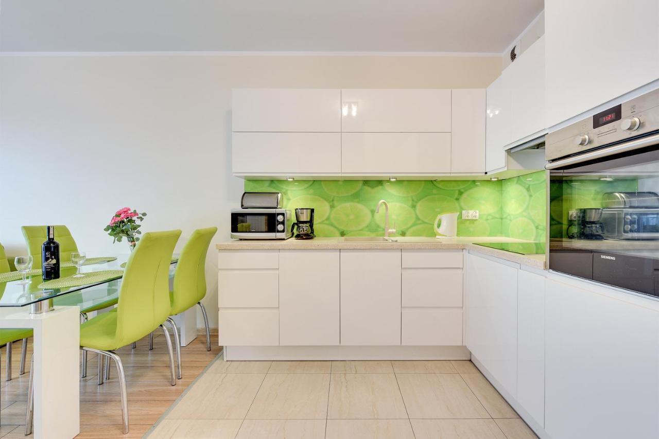 Beautiful Seaside View Apartments - 4 Oceans Premium Гданьск Экстерьер фото