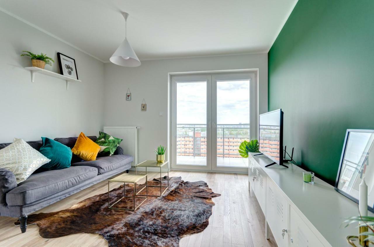 Beautiful Seaside View Apartments - 4 Oceans Premium Гданьск Экстерьер фото