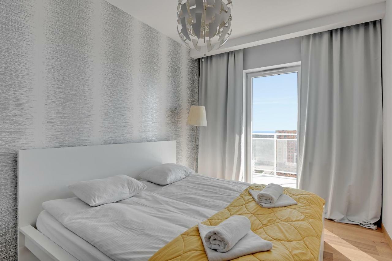 Beautiful Seaside View Apartments - 4 Oceans Premium Гданьск Экстерьер фото